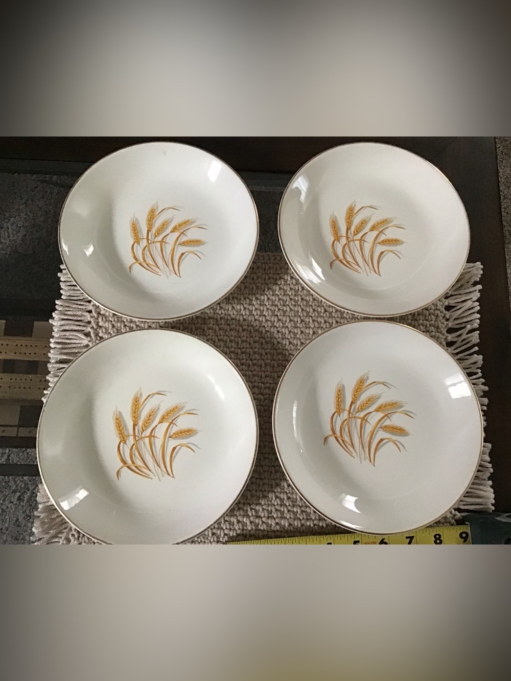 Homer Laughlin Classic Wheat Motif bowls - White and Gold - 4